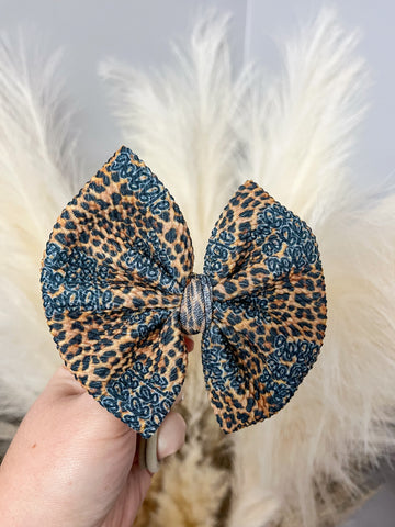 Gobble Leopard Bow