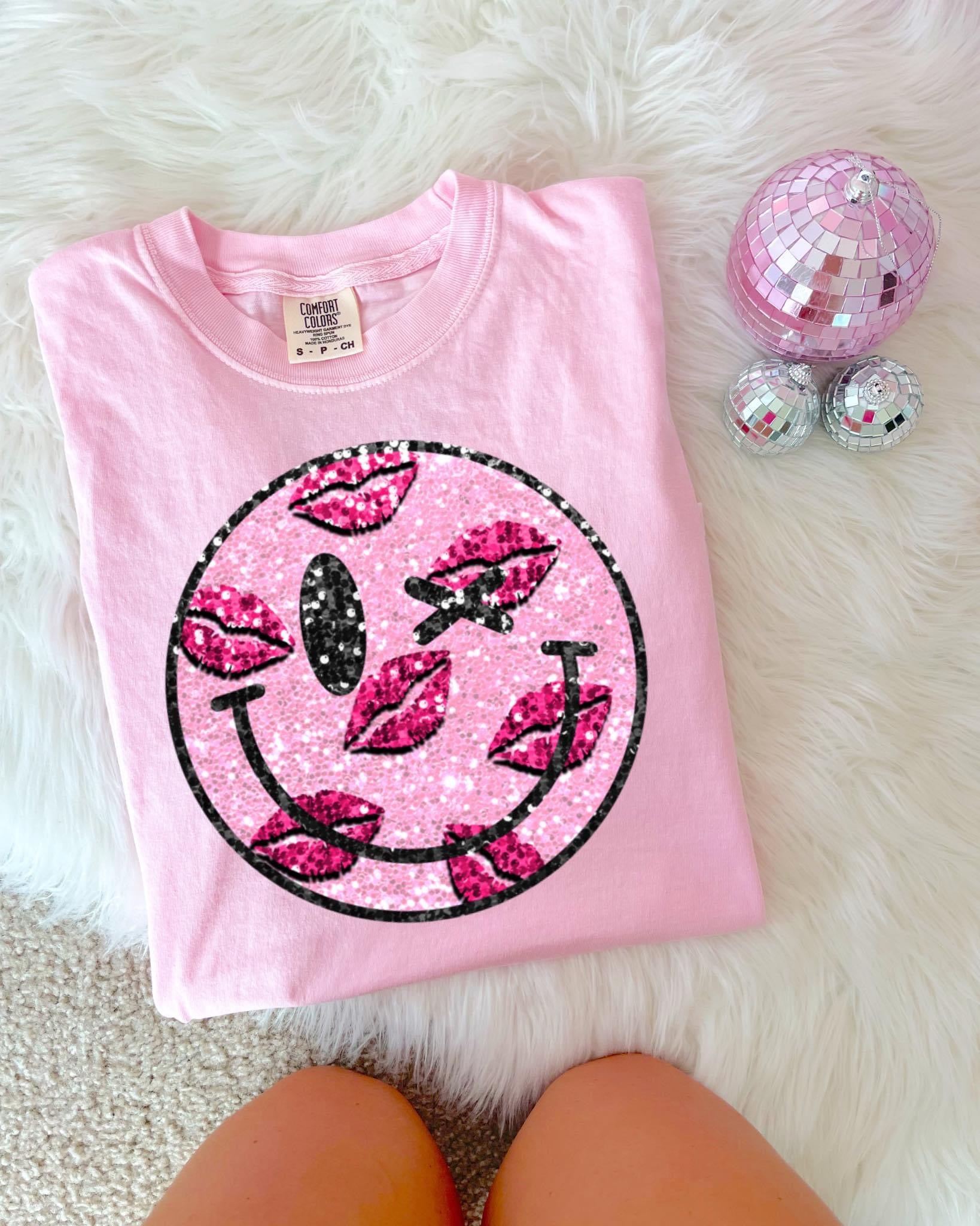 Lips Smiley Tee