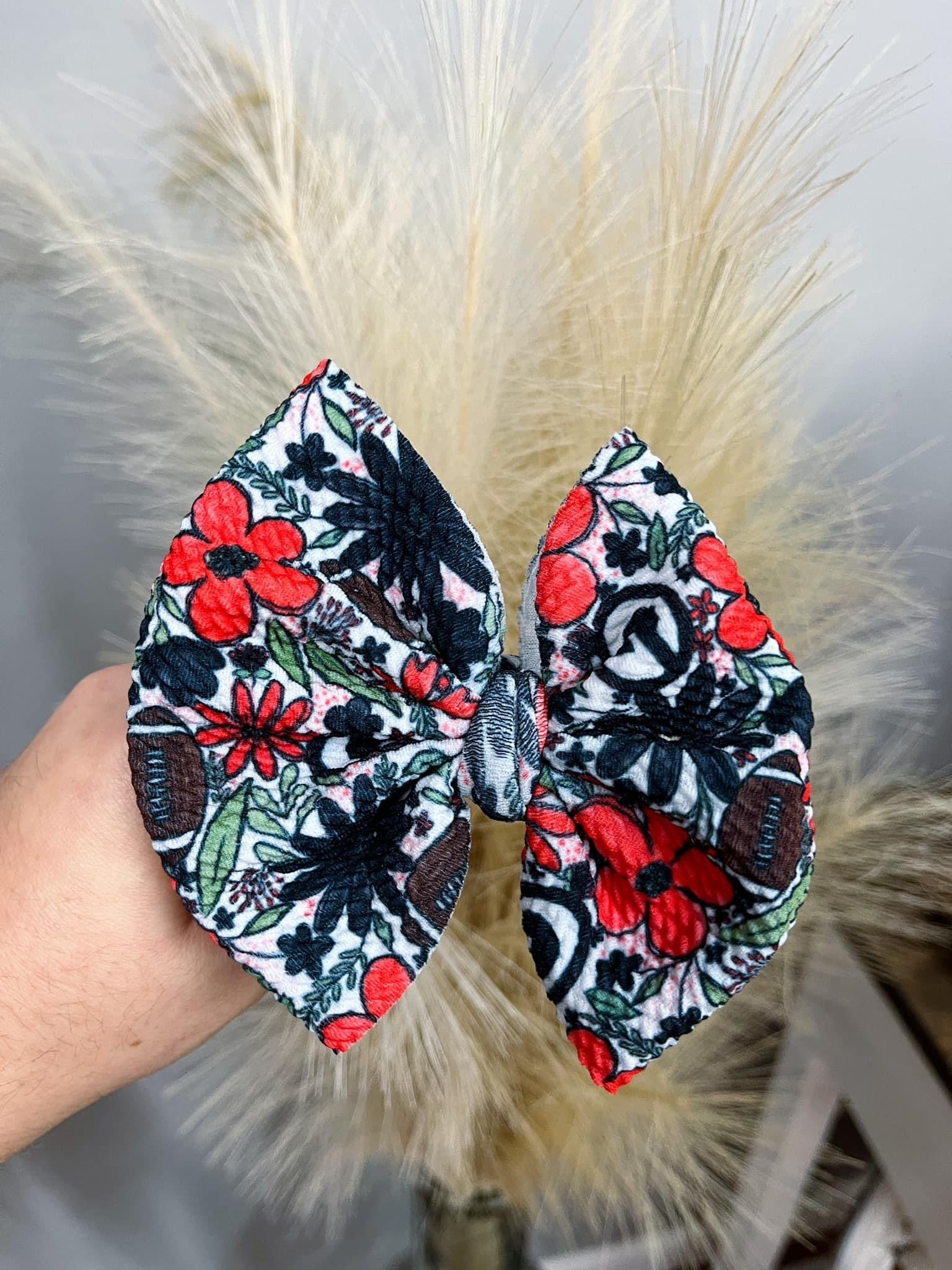 Floral Bulldogs Bow