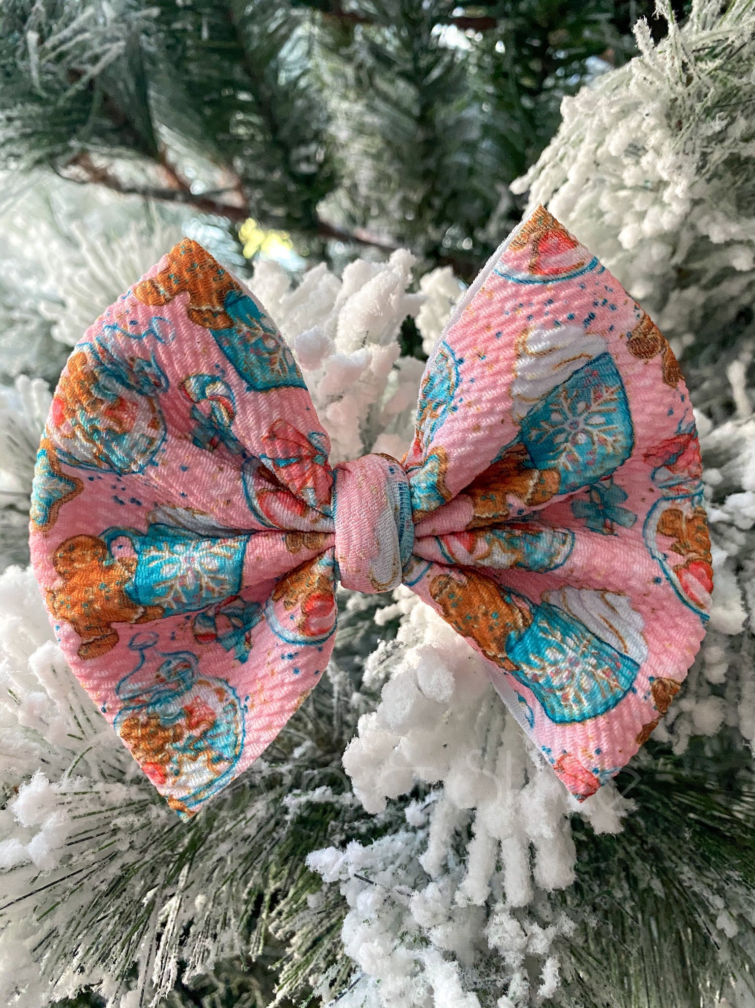 Pink Gingerbread Bow